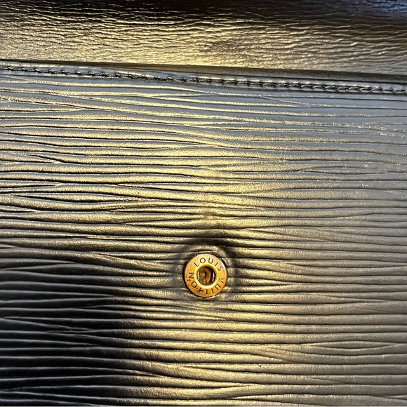 LV Elegant Black Epi Leather Wallet - Picture 9 of 11